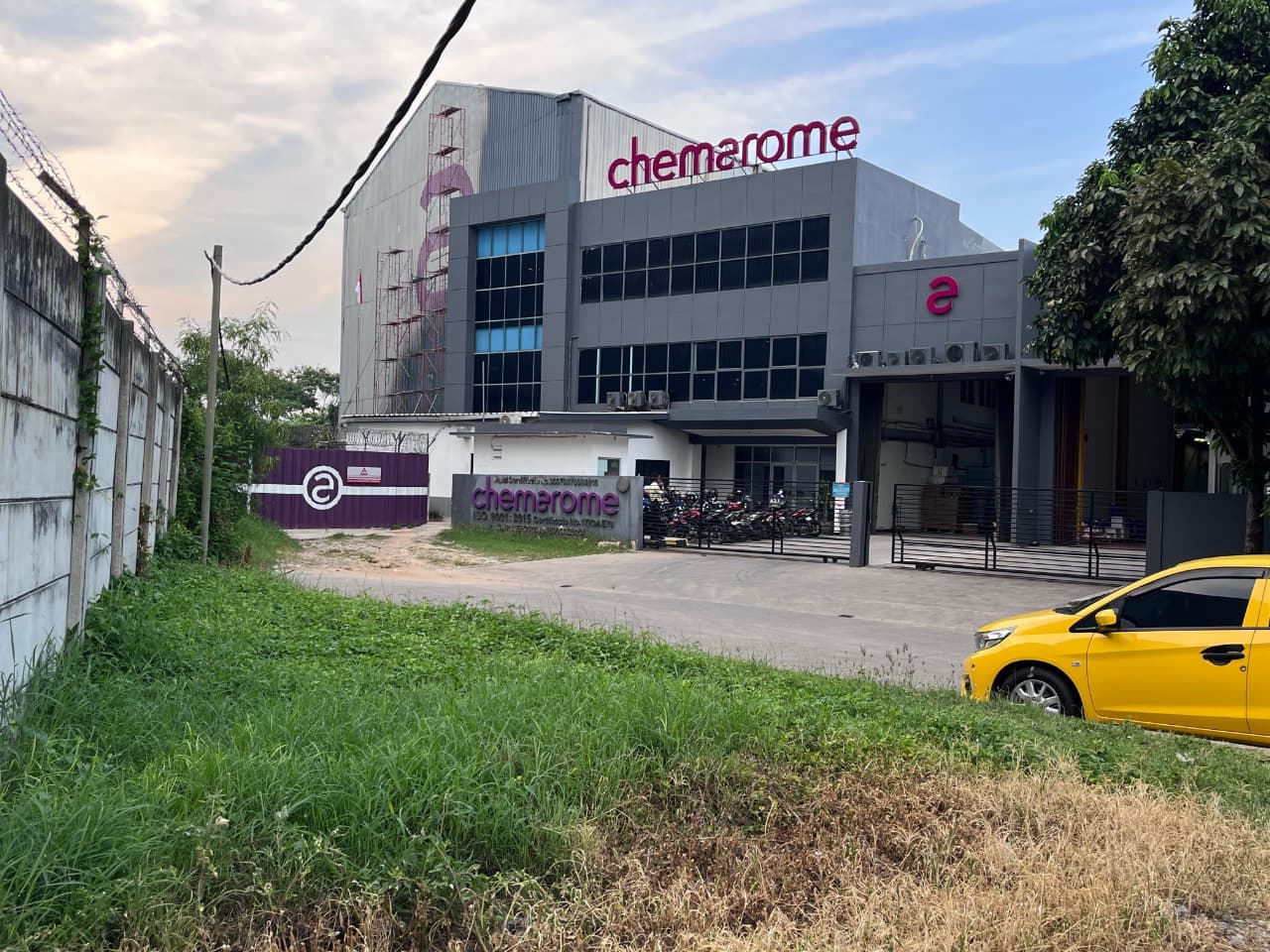 Syah Construction team at work